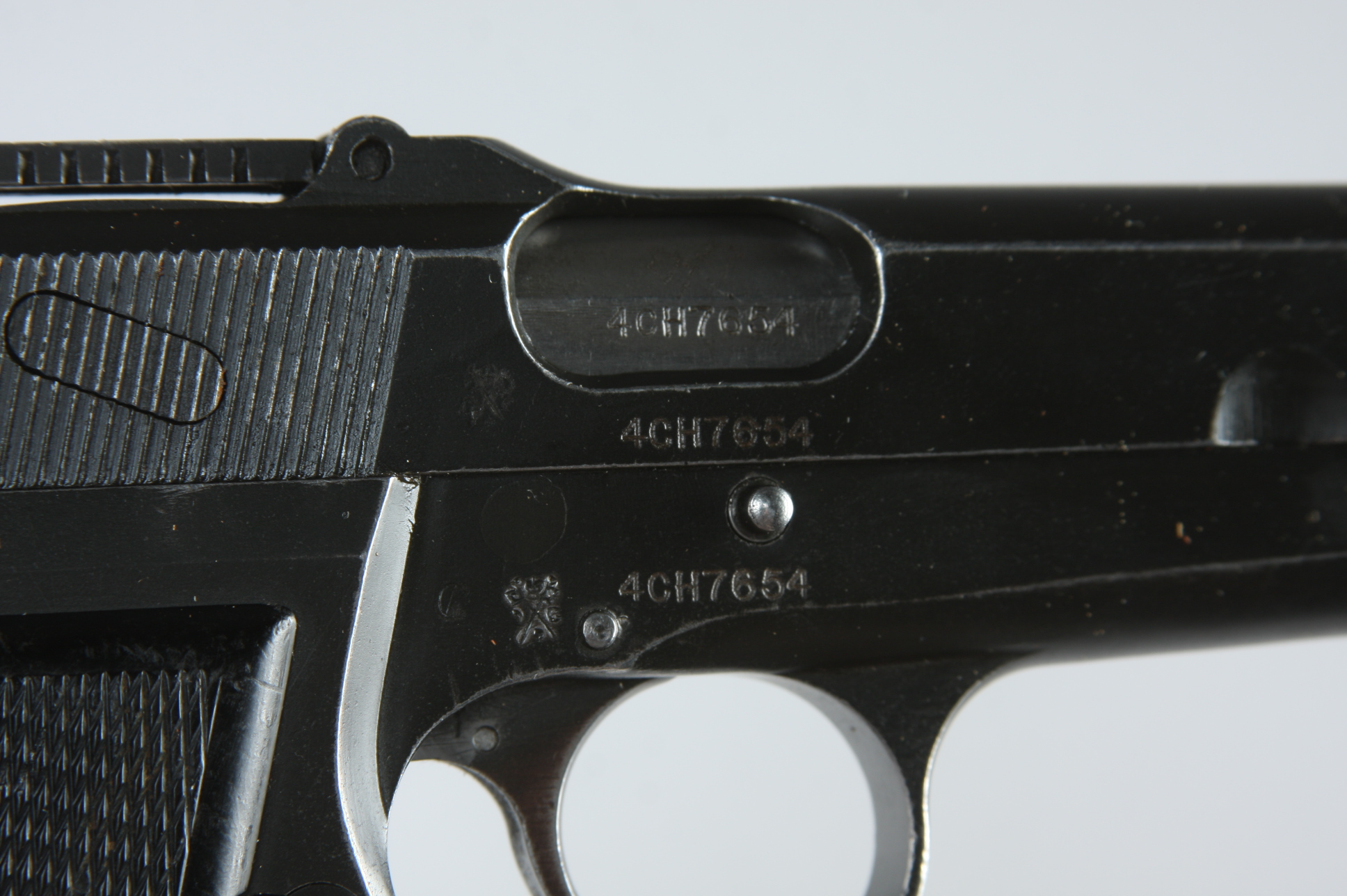 Inglis MK1 Semi-Automatic Handgun