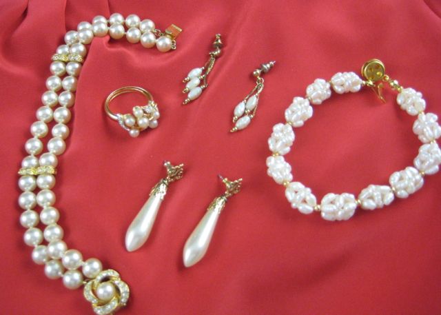 Faux pearl sets