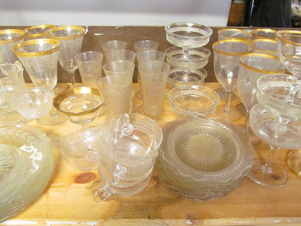 Vintage Glassware Grouping
