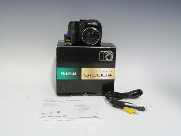 Fuji Finepix S1000-fd Digital Camera