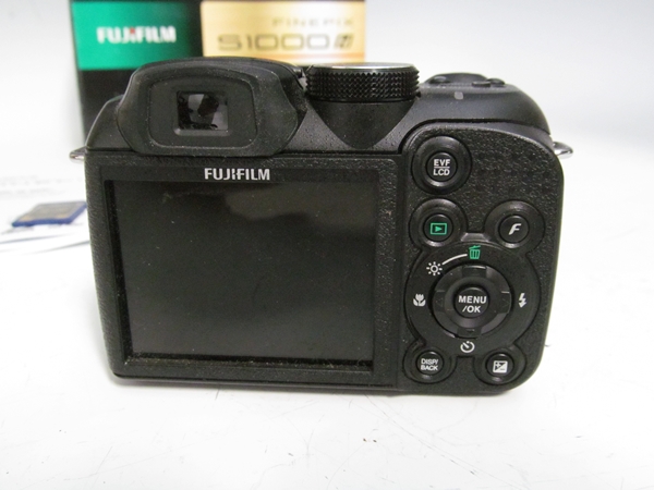 Fuji Finepix S1000-fd Digital Camera