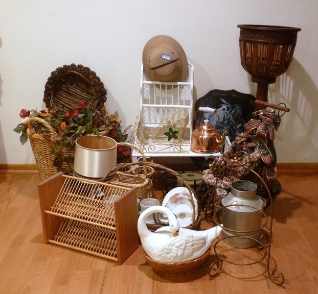 Decorative Items Clean Out