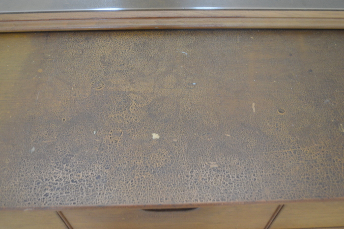 Vintage Henredon MidCentury Dresser And Mirror