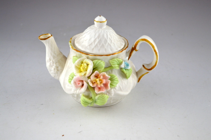 Bavarian Vintage Ashtray and Miniature Teapot