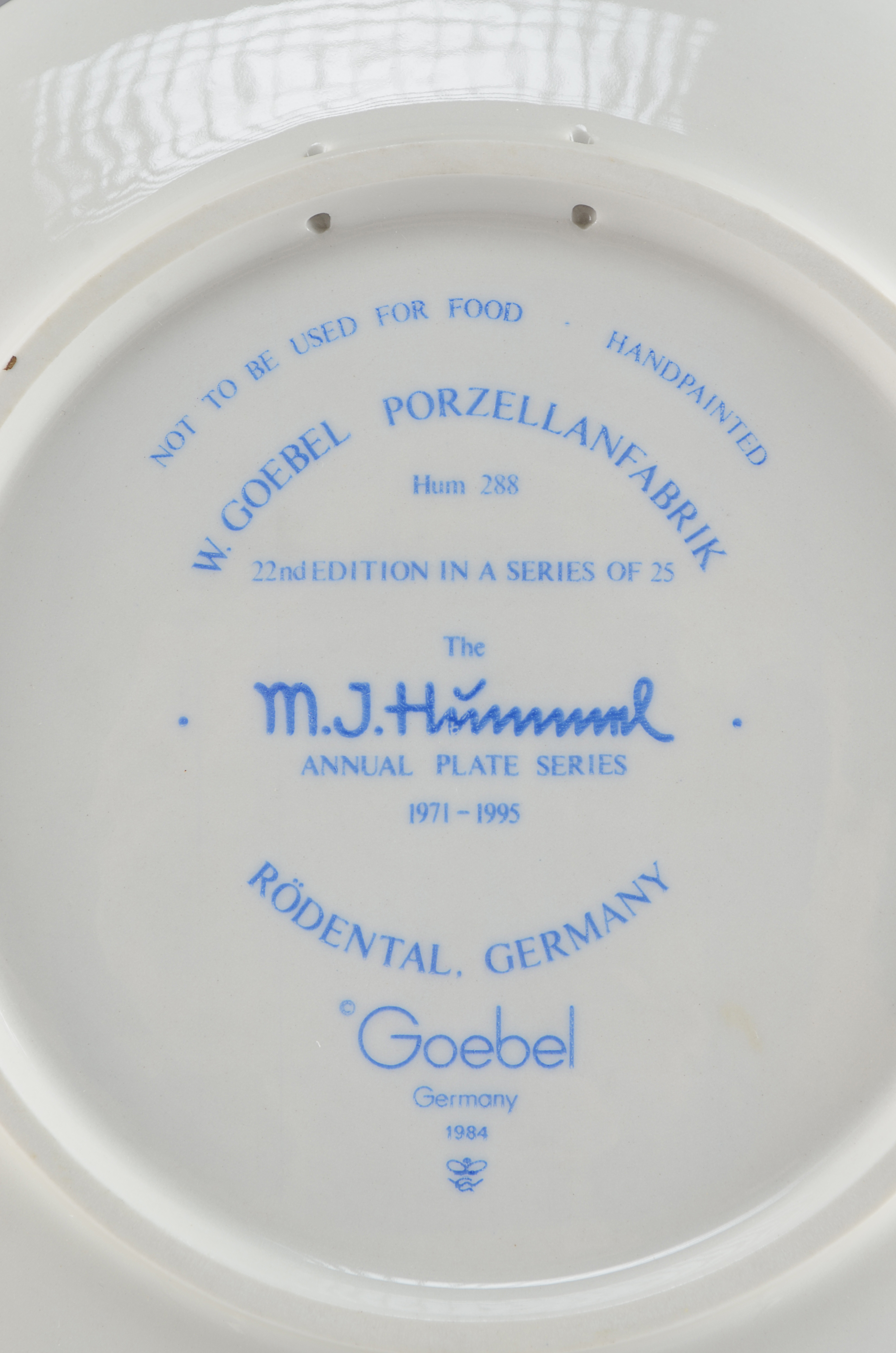 Hummel Annual Plate, 1992, Wayside Harmony