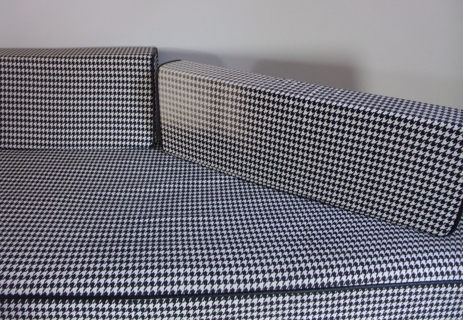 Vintage Simmons Sofa Bed