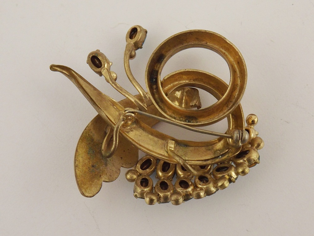 Vintage Blue Stone Swirl Pin