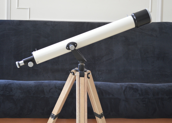 Vintage Monolux 40 x 60 mm Telescope