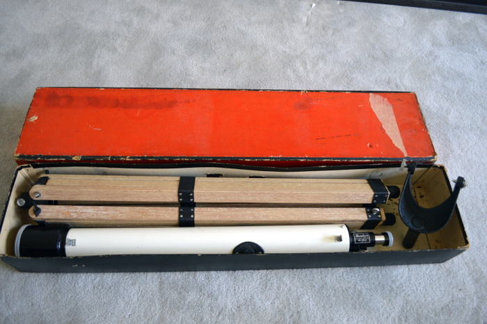 Vintage Monolux 40 x 60 mm Telescope