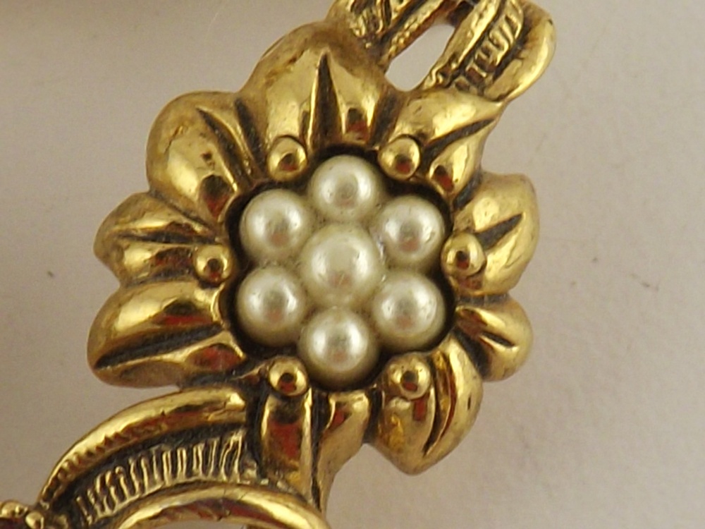 Cameo and Floral Jewelry