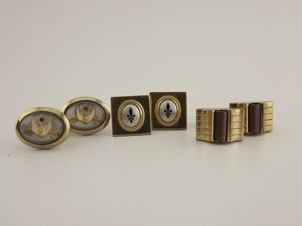 Masculine Jewelry Box with Cufflinks