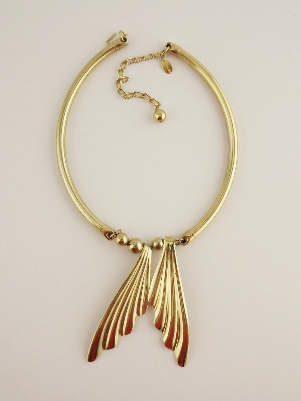 Goldtone Jewelry, Floral & Black Stones