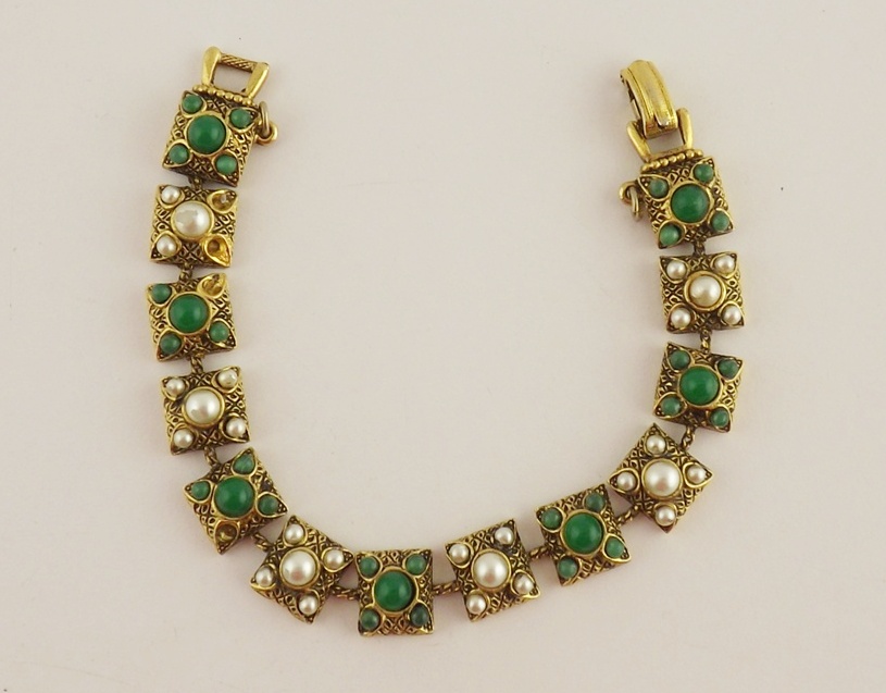 Vintage Green Stone Jewelry