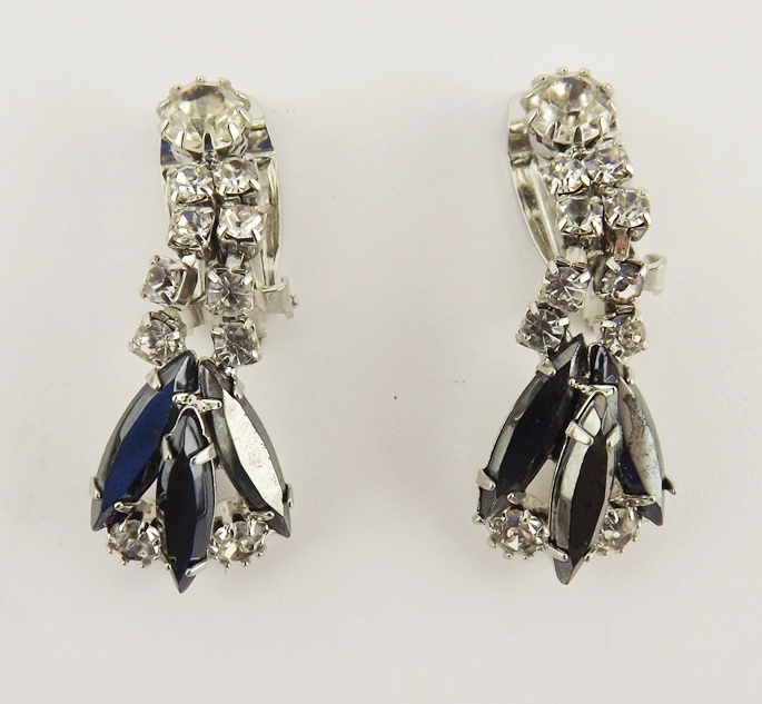 Black Stone and Rhinestone Choker and Bracelet