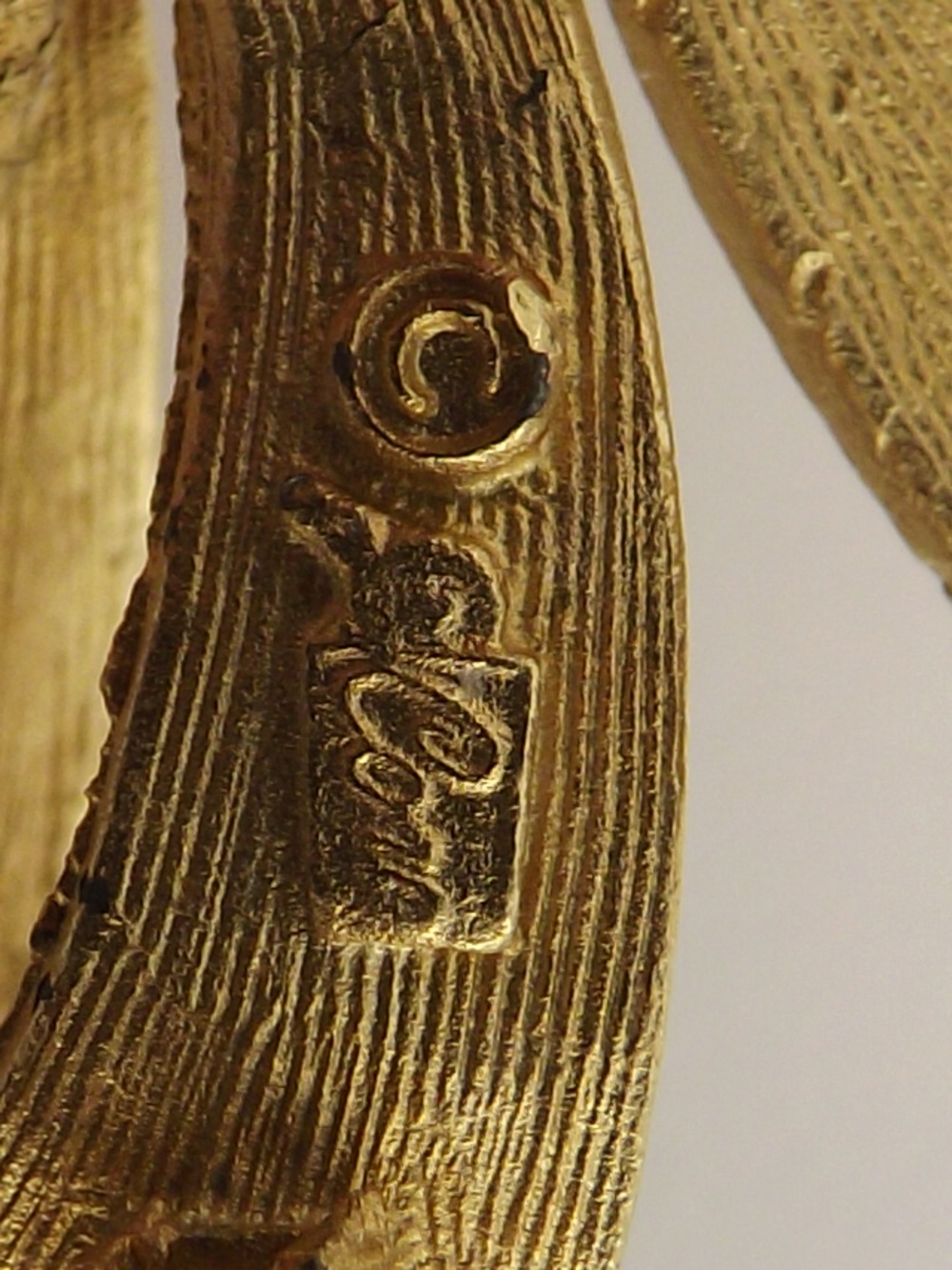 Vintage Goldtone Pins, Genuine Pearls