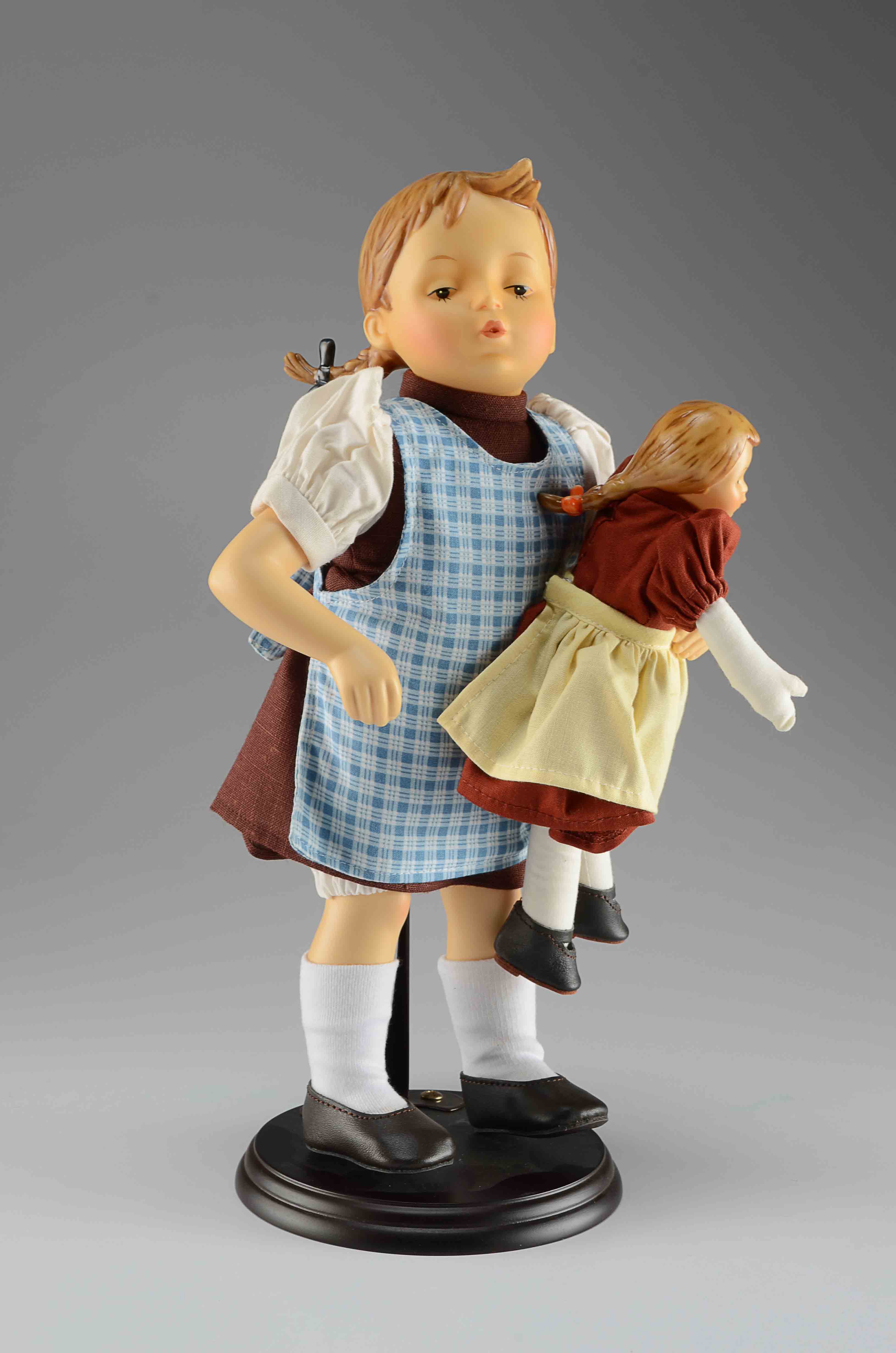 Kiss Me! Hummel Doll #515