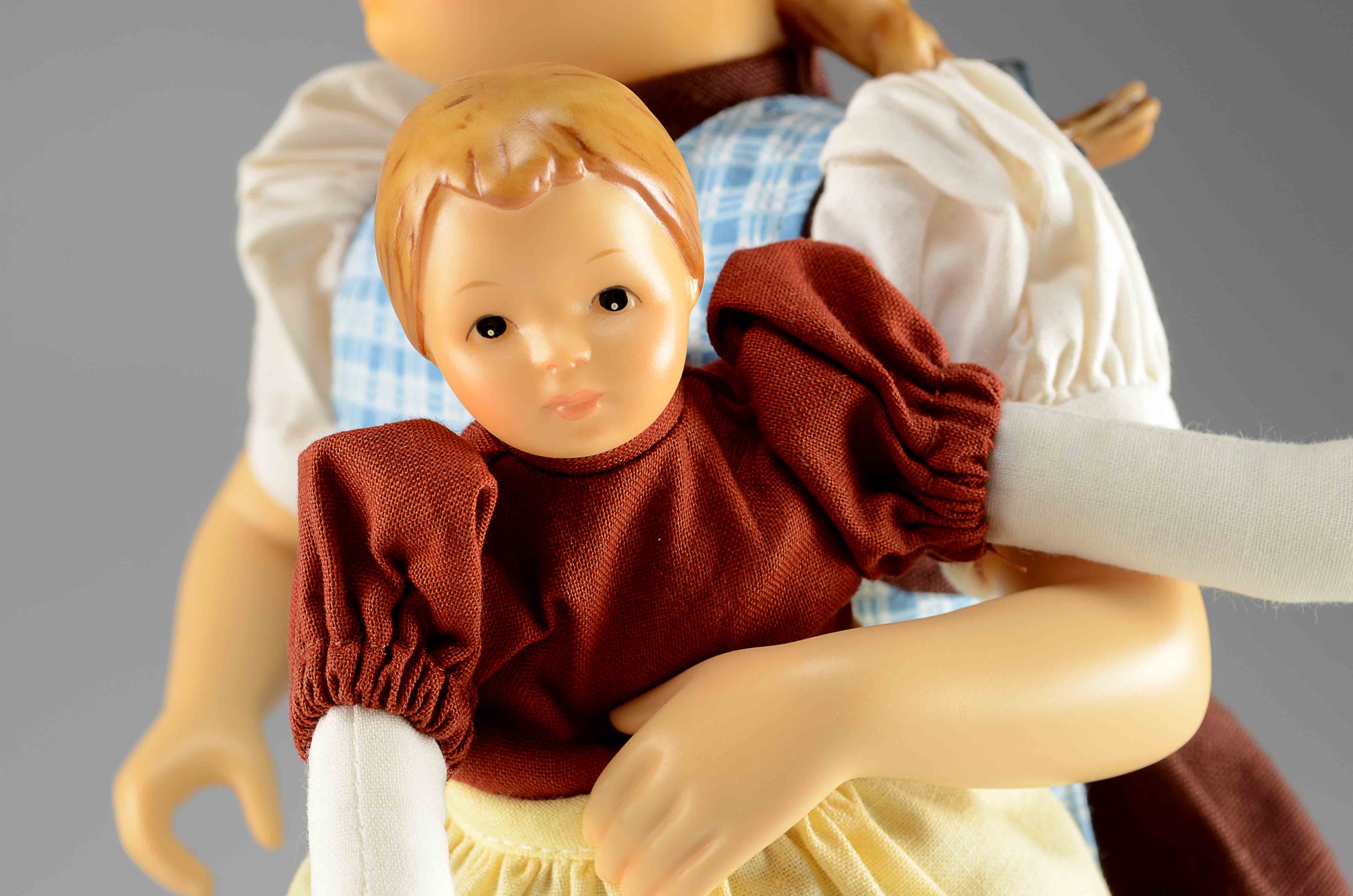 Kiss Me! Hummel Doll #515