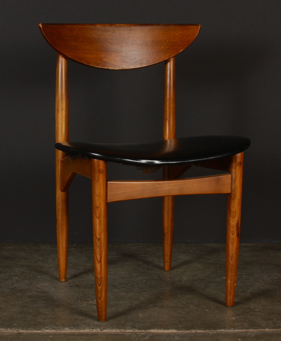 Lane Co. Mid-century Modern Dining Table and Four Chairs