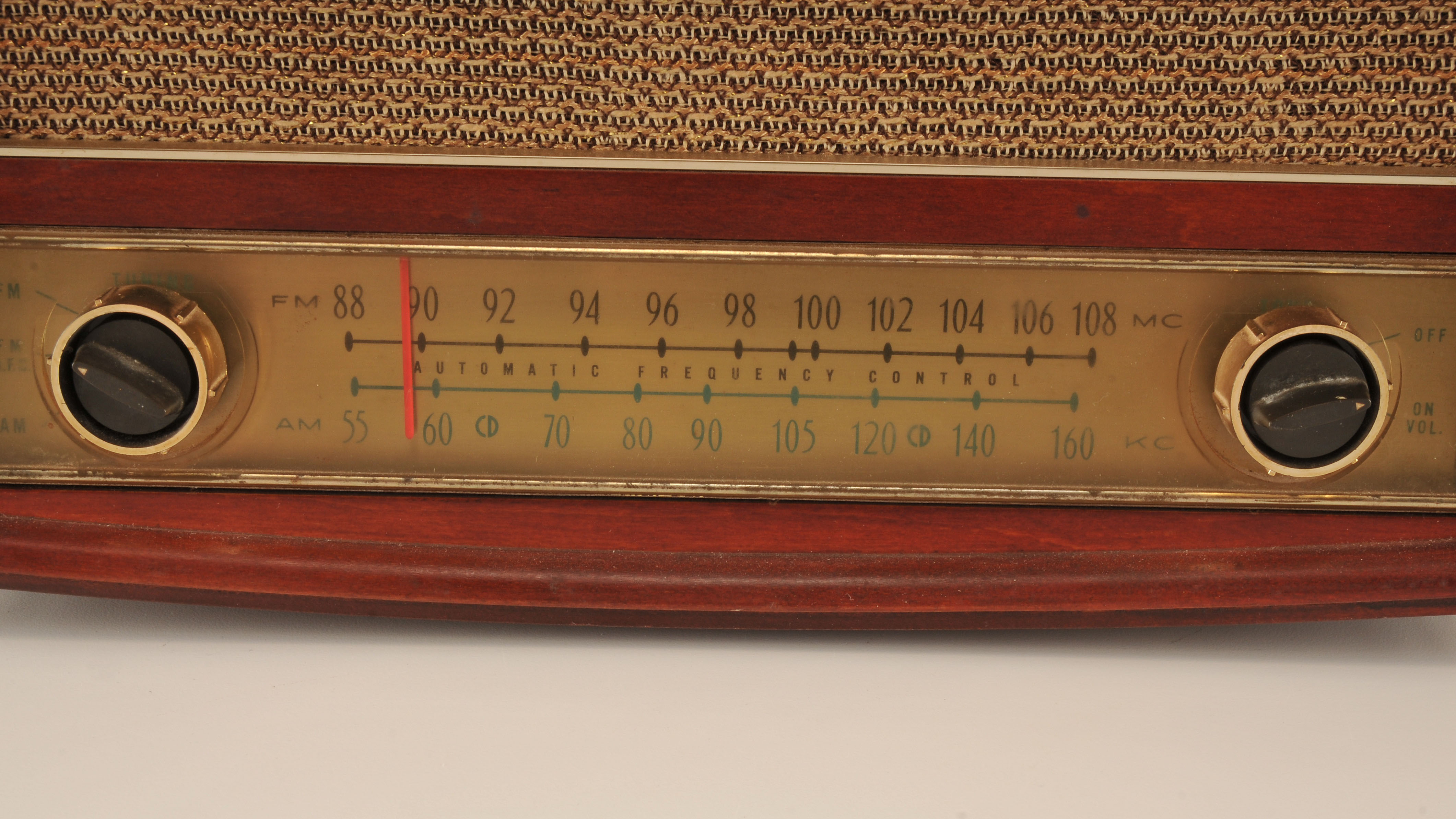 Vintage Zenith Model G730 Long Distance Radio