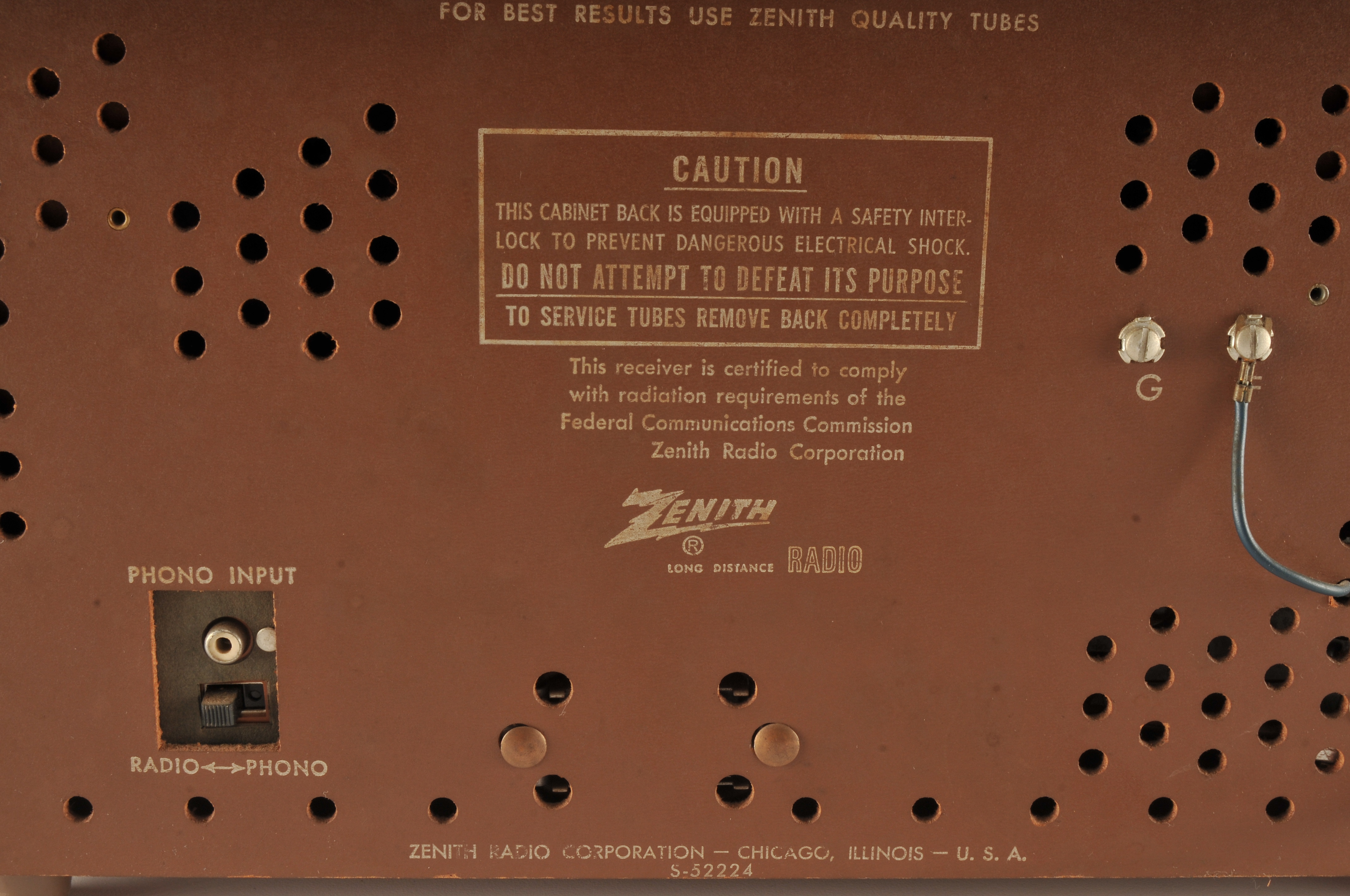 Vintage Zenith Model G730 Long Distance Radio