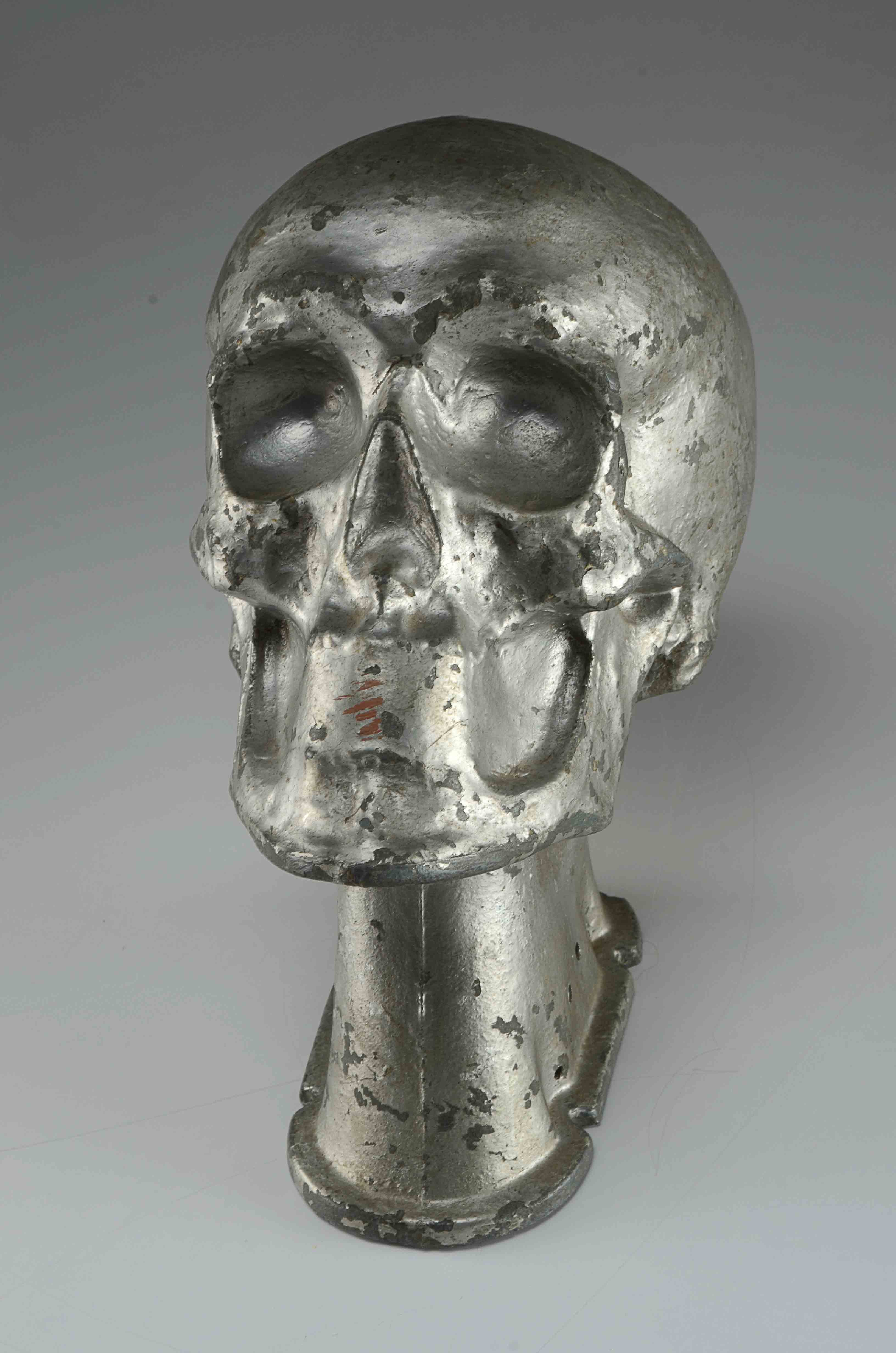 Industrial Skull Mold