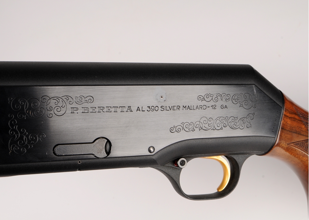 Beretta semi-automatic 12 gauge shotgun. Model AL 390 Silver Mallard