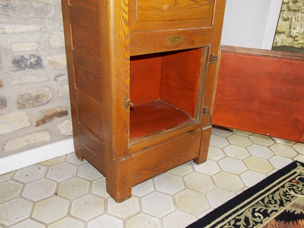 Vintage Gibson's Arcadia Icebox