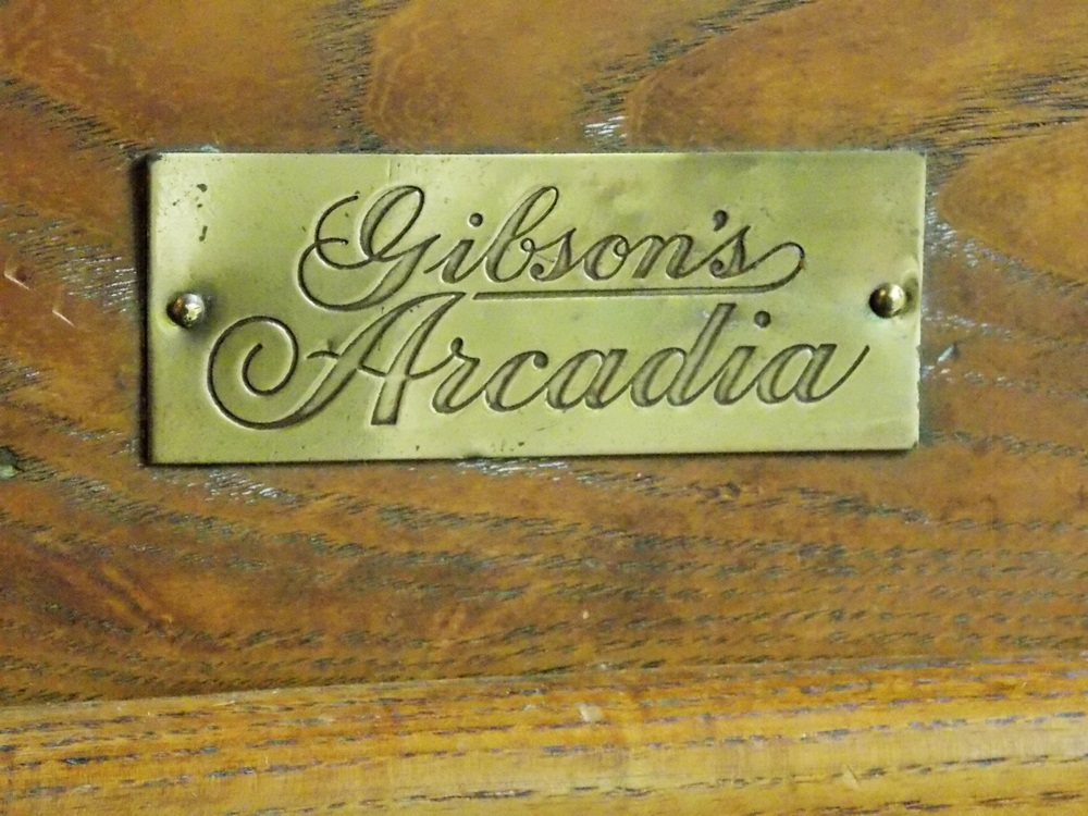 Vintage Gibson's Arcadia Icebox