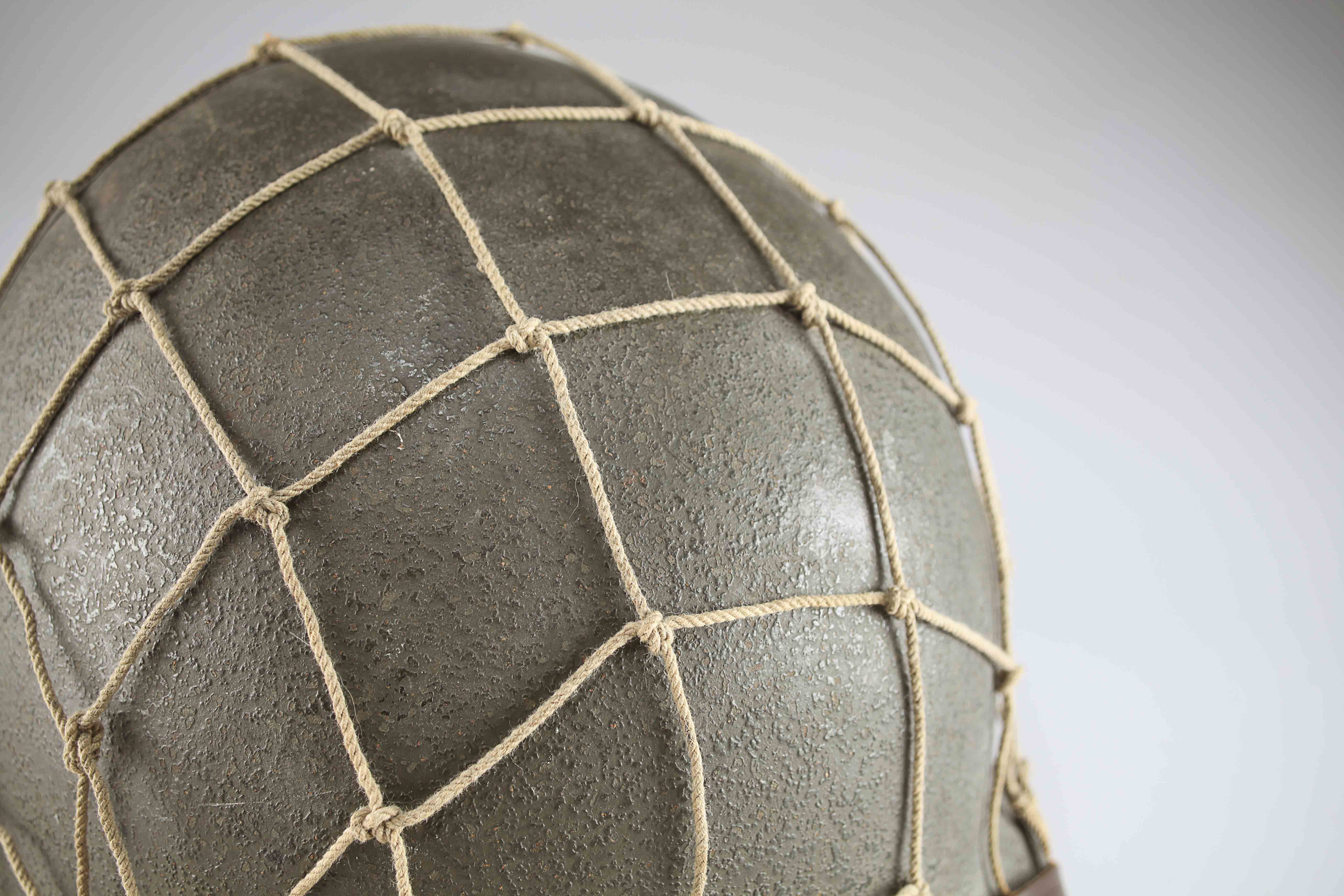 US WWII M2 Pathfinder Paratrooper Helmet and Liner 