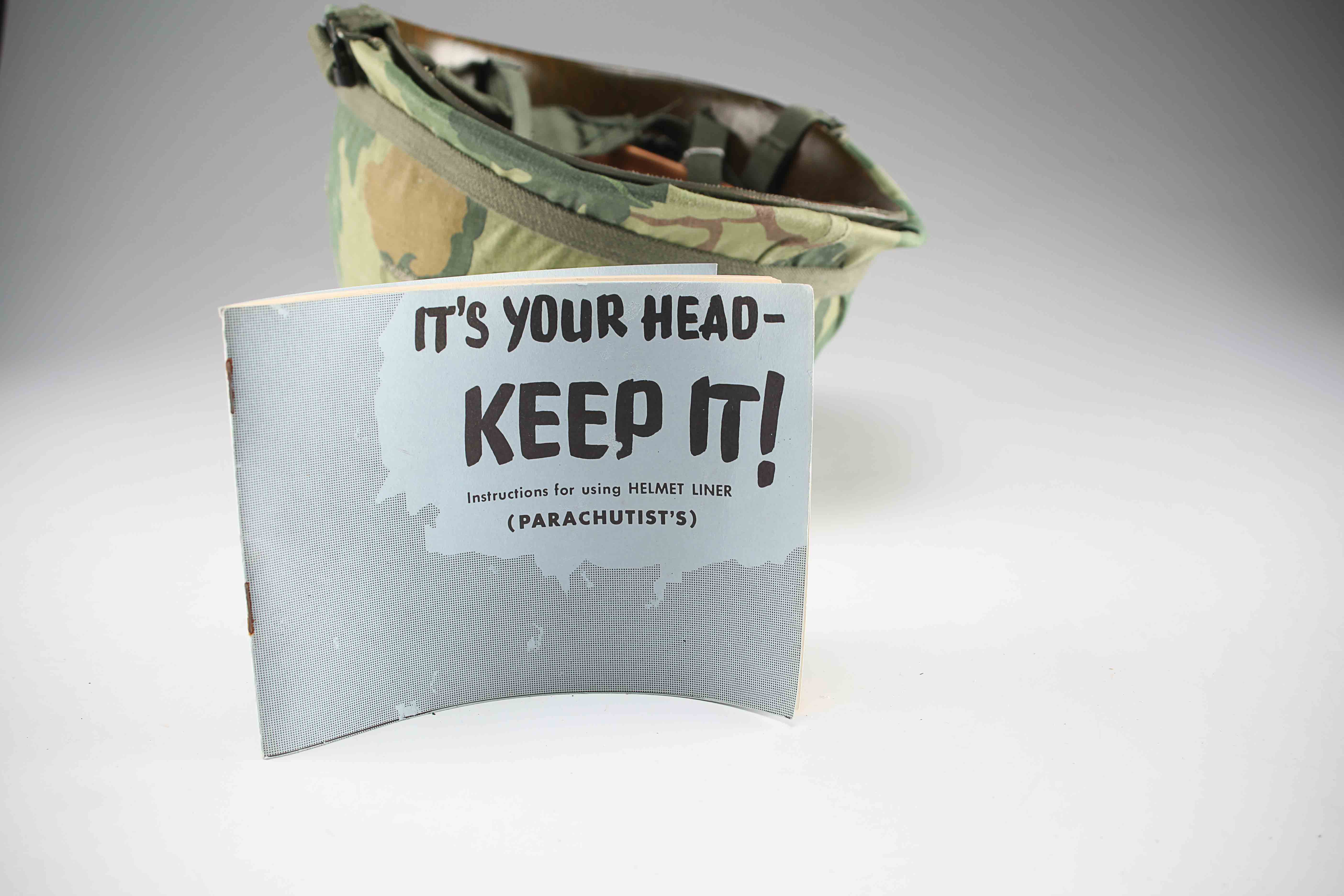 US WWII M2 Pathfinder Paratrooper Helmet and Liner 