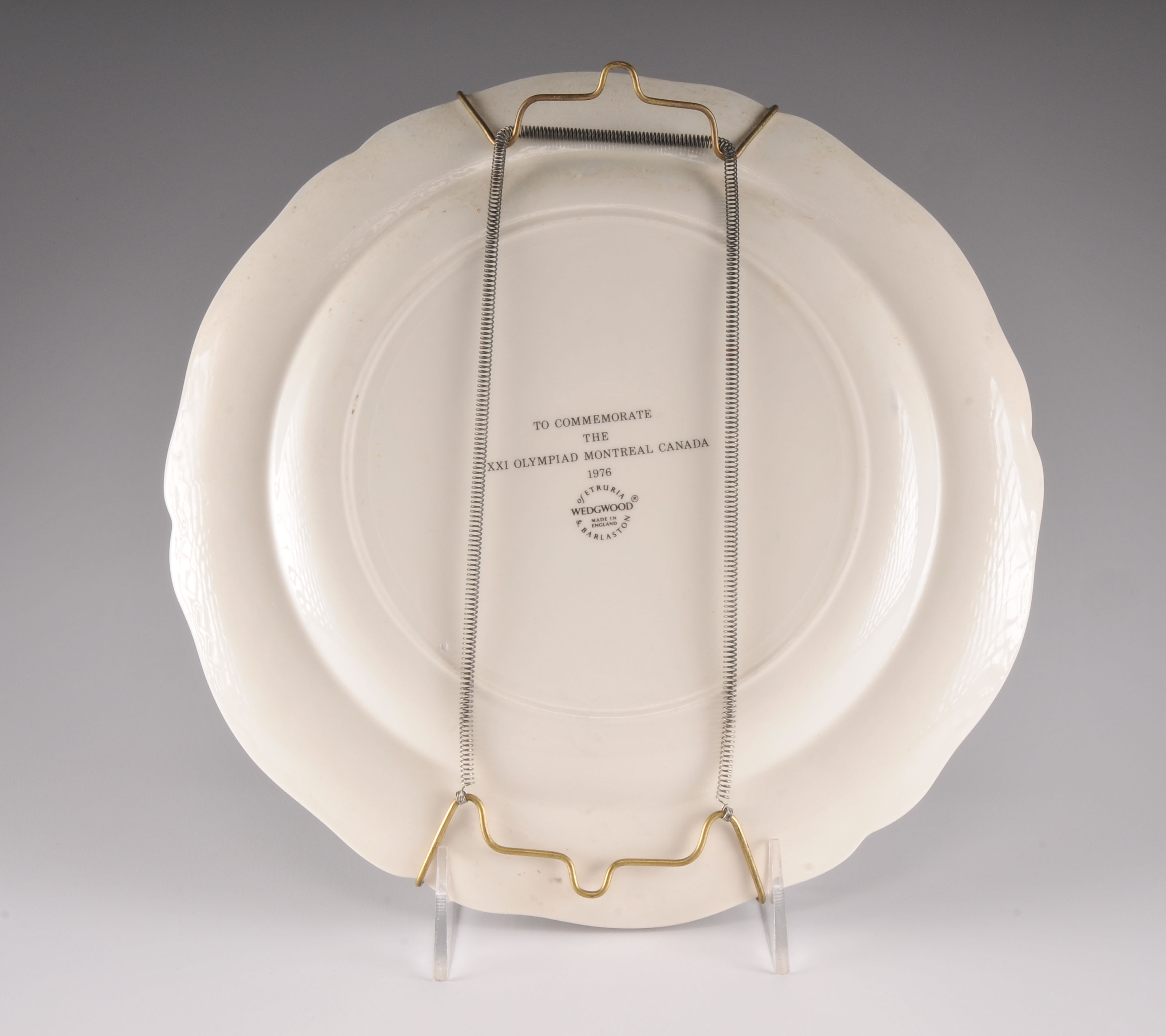 1976 Wedgwood Commemorative Plate of "XXI Olympiad in Montreal Canada" 