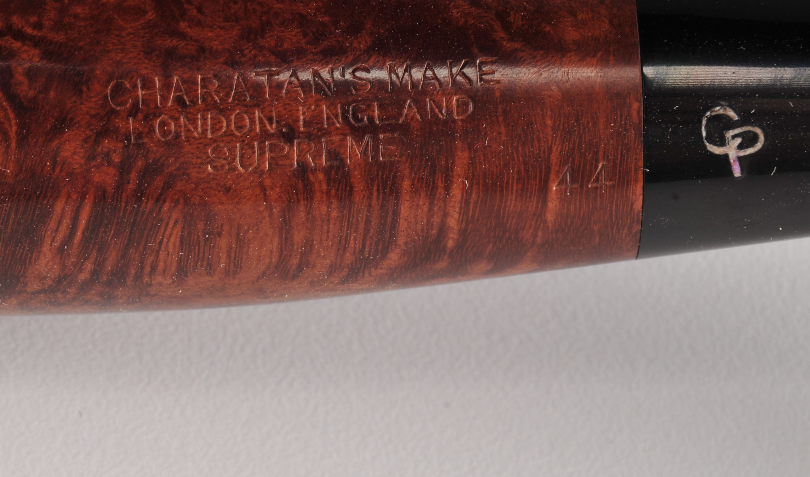 Vintage Charatan's Make Supreme 44 walnut pipe from London, England 