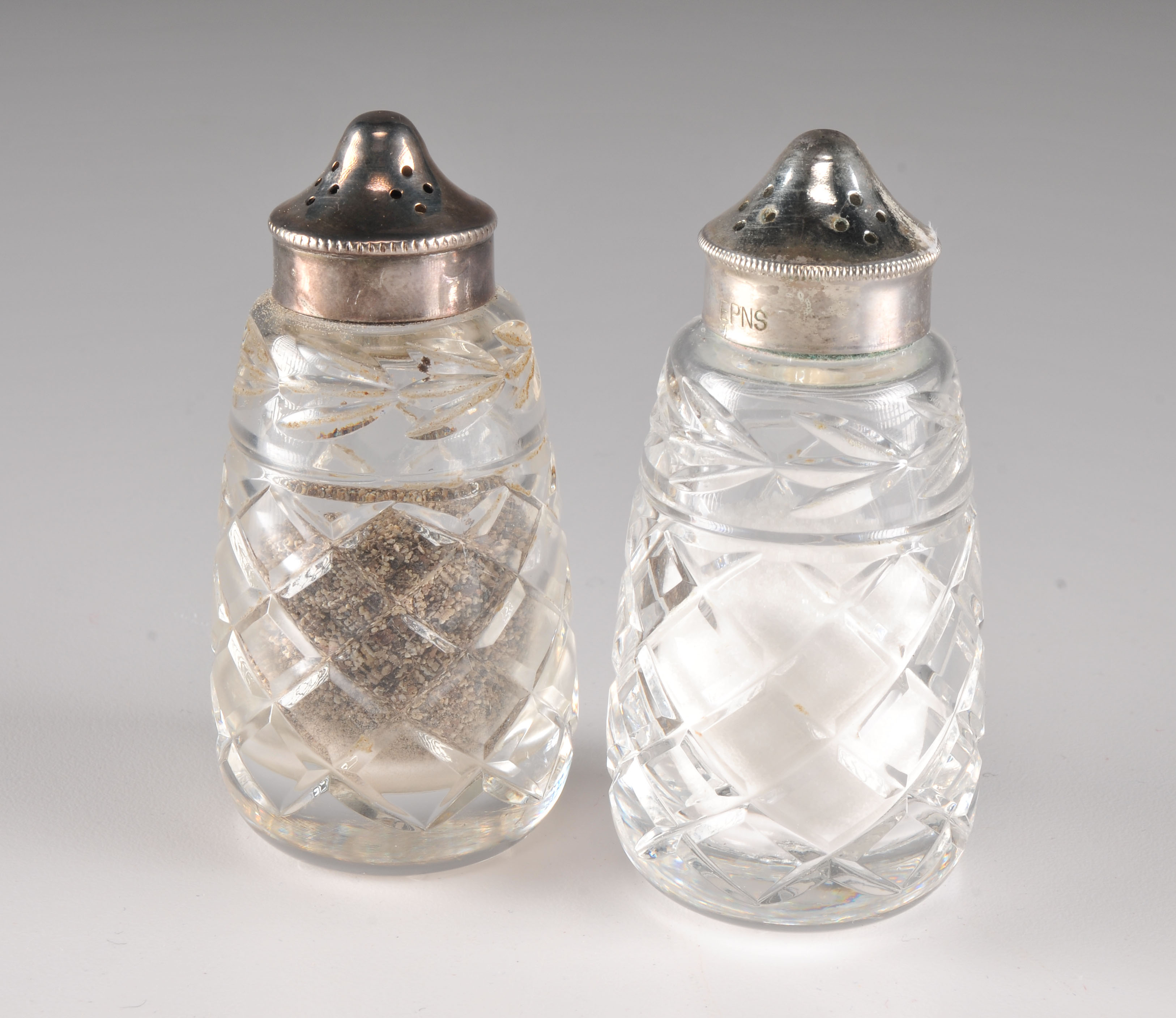 Pair of vintage Waterford Crystal Salt and Pepper shakers in the "Glandore" pattern 