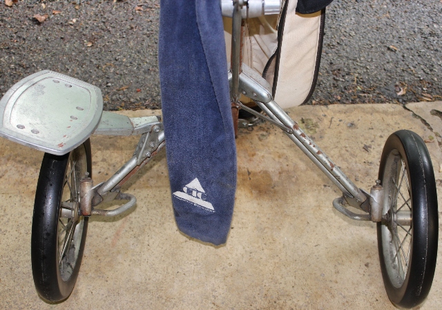 Vintage Mens Golf Clubs, Bag and Cart