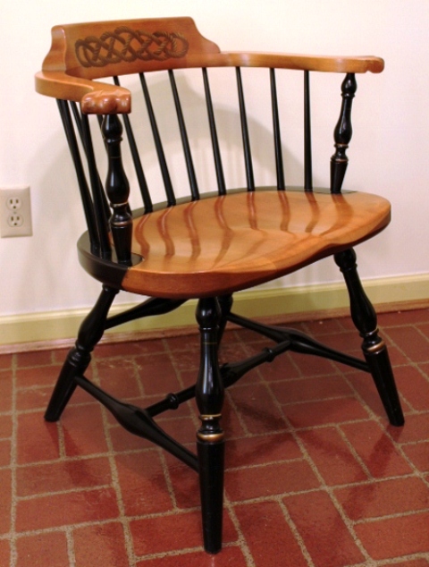 Hitchcock Maple Chairs & Round Dining Table