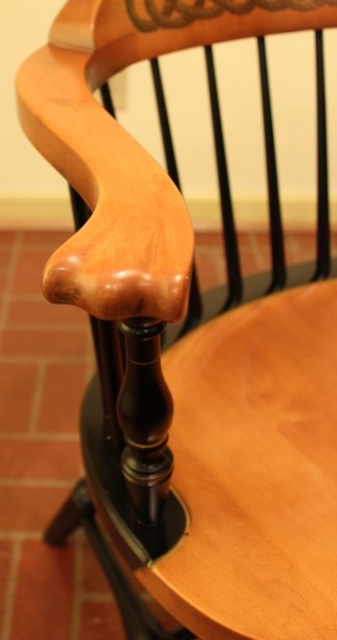 Hitchcock Maple Chairs & Round Dining Table