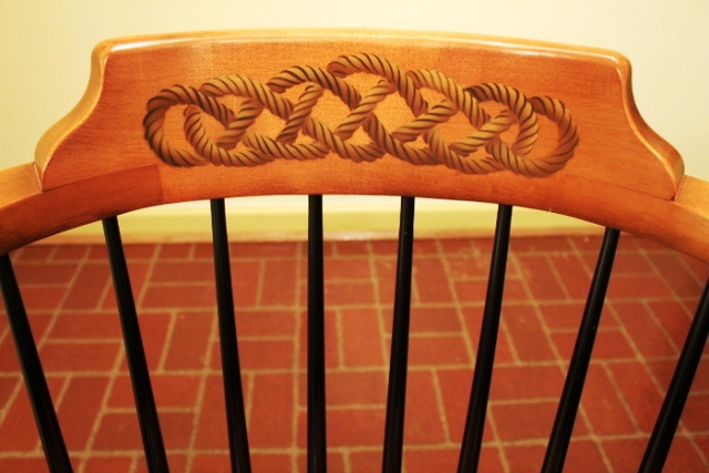 Hitchcock Maple Chairs & Round Dining Table