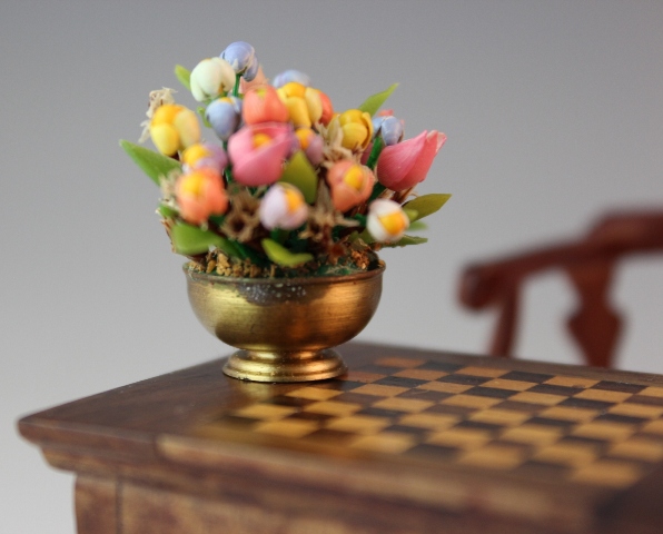 Dollhouse Furniture & Accessories