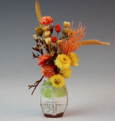 Dollhouse Furniture & Accessories