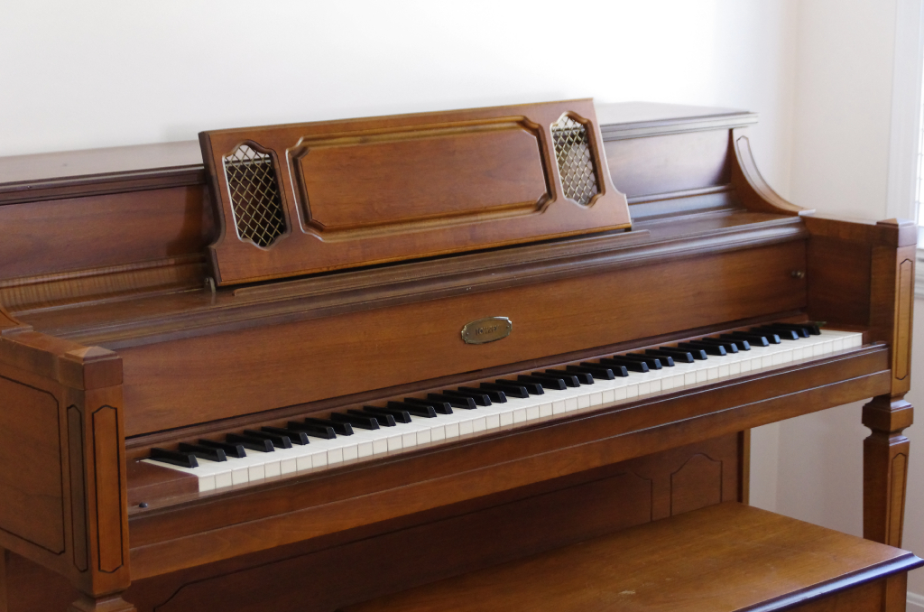 Beautiful Lowrey Upright Piano