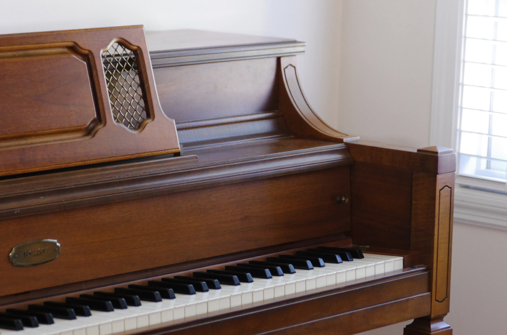 Beautiful Lowrey Upright Piano