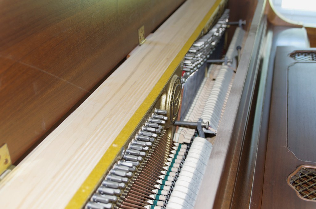 Beautiful Lowrey Upright Piano