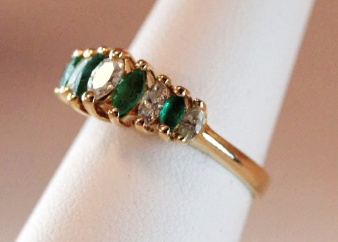 Stunning 14K Gold Ring with alternating marquise cut Diamonds and emeralds