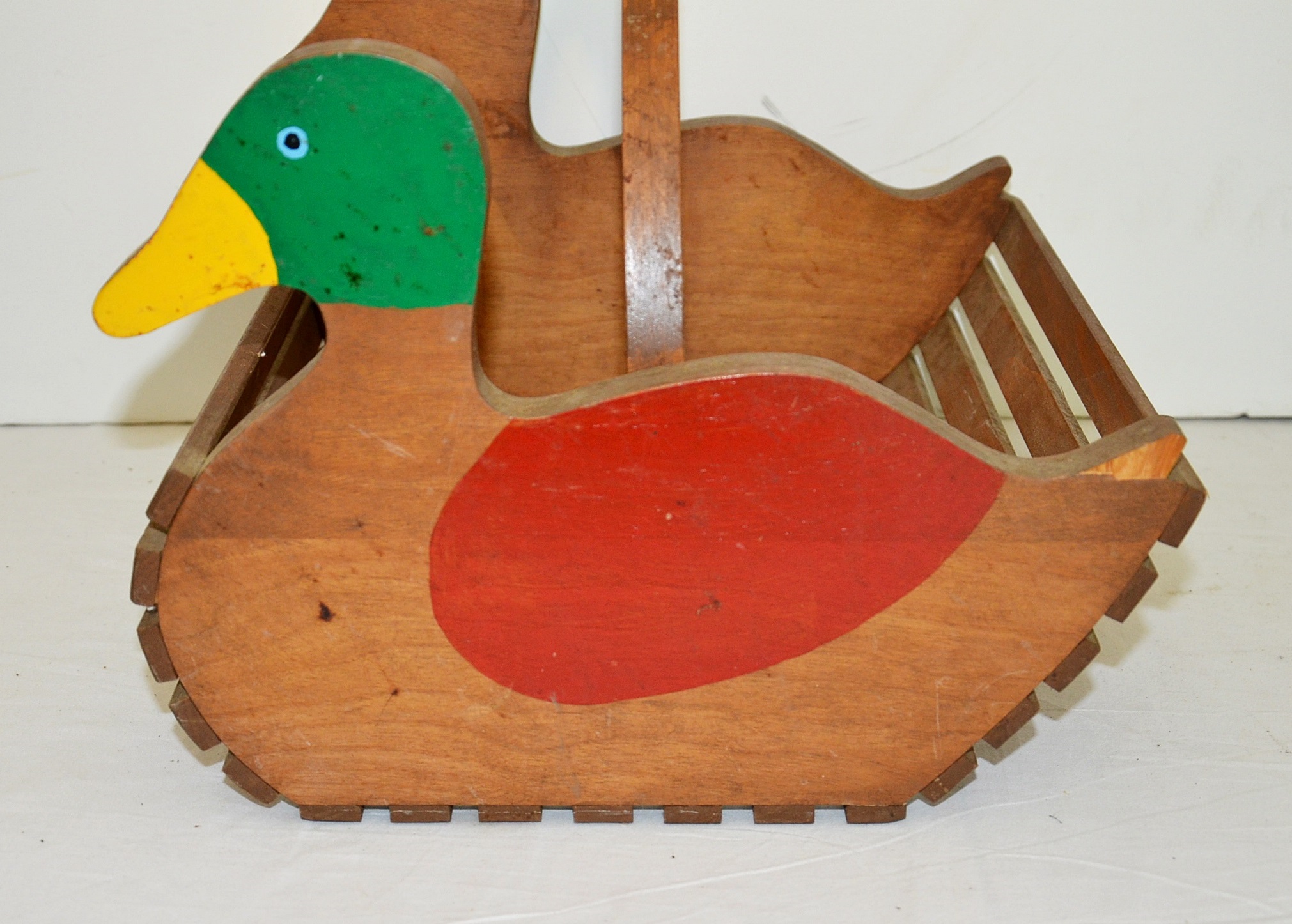 Vintage wooden duck basket.