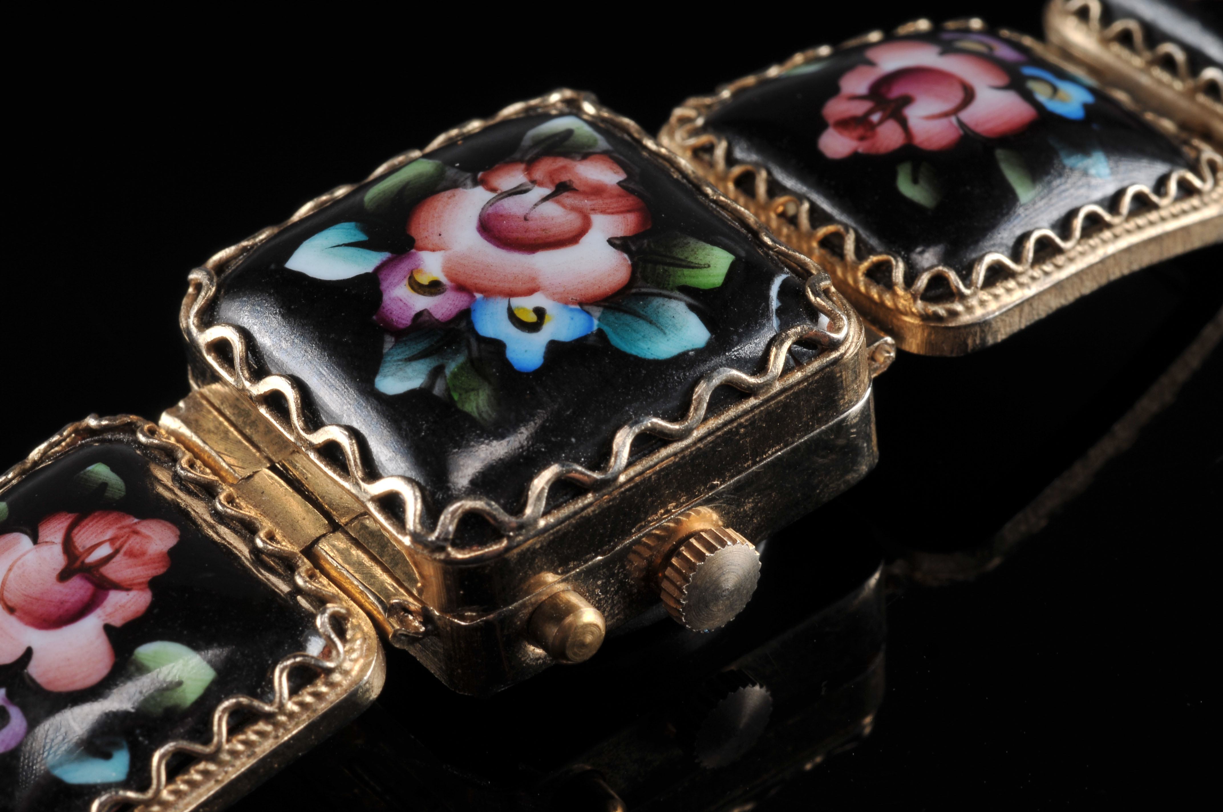  Russian Yanka Ladies 17 Jewel watch with hand decorated porcelain cabachons 