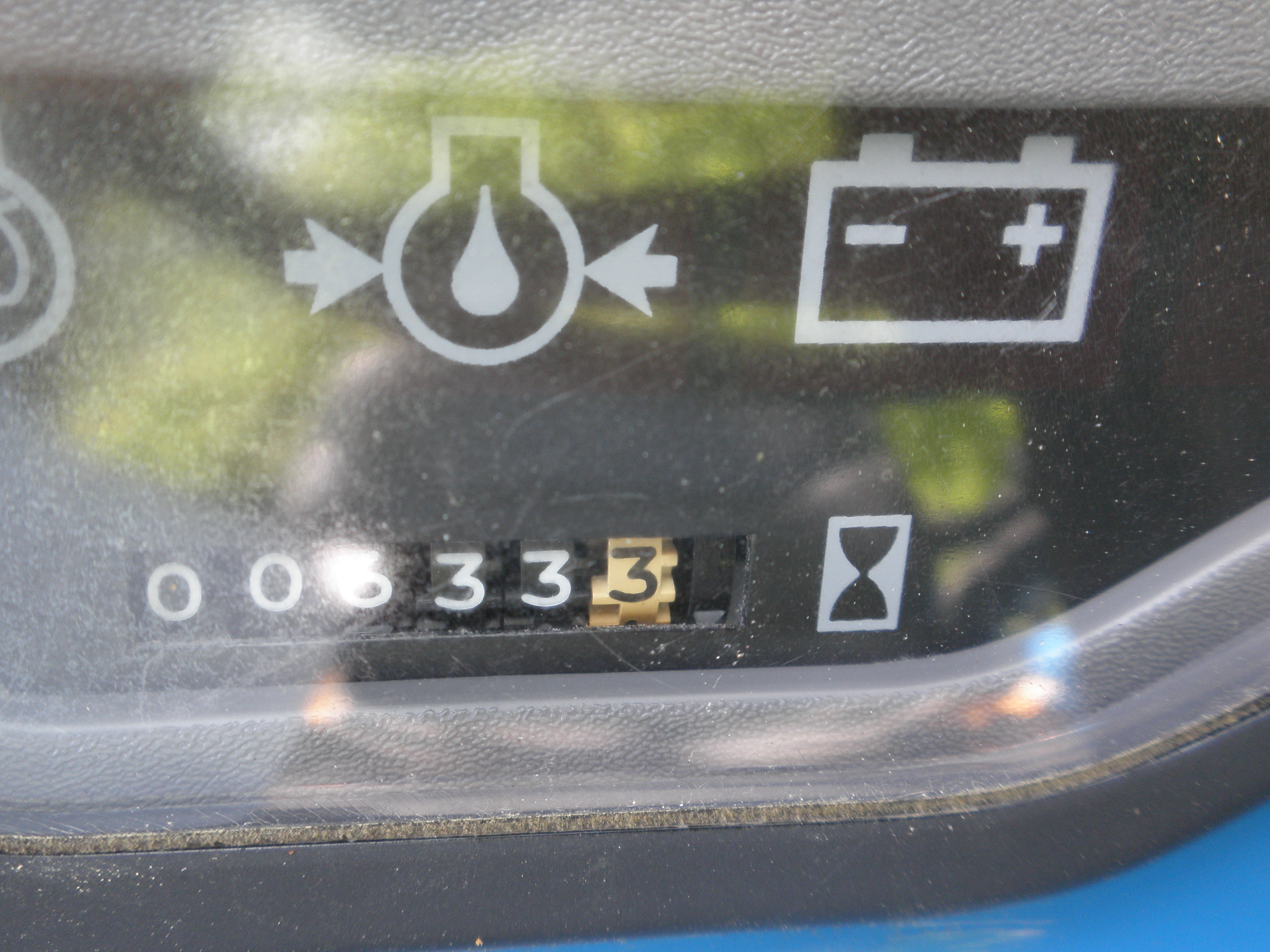 New Holland TC 25 Tractor