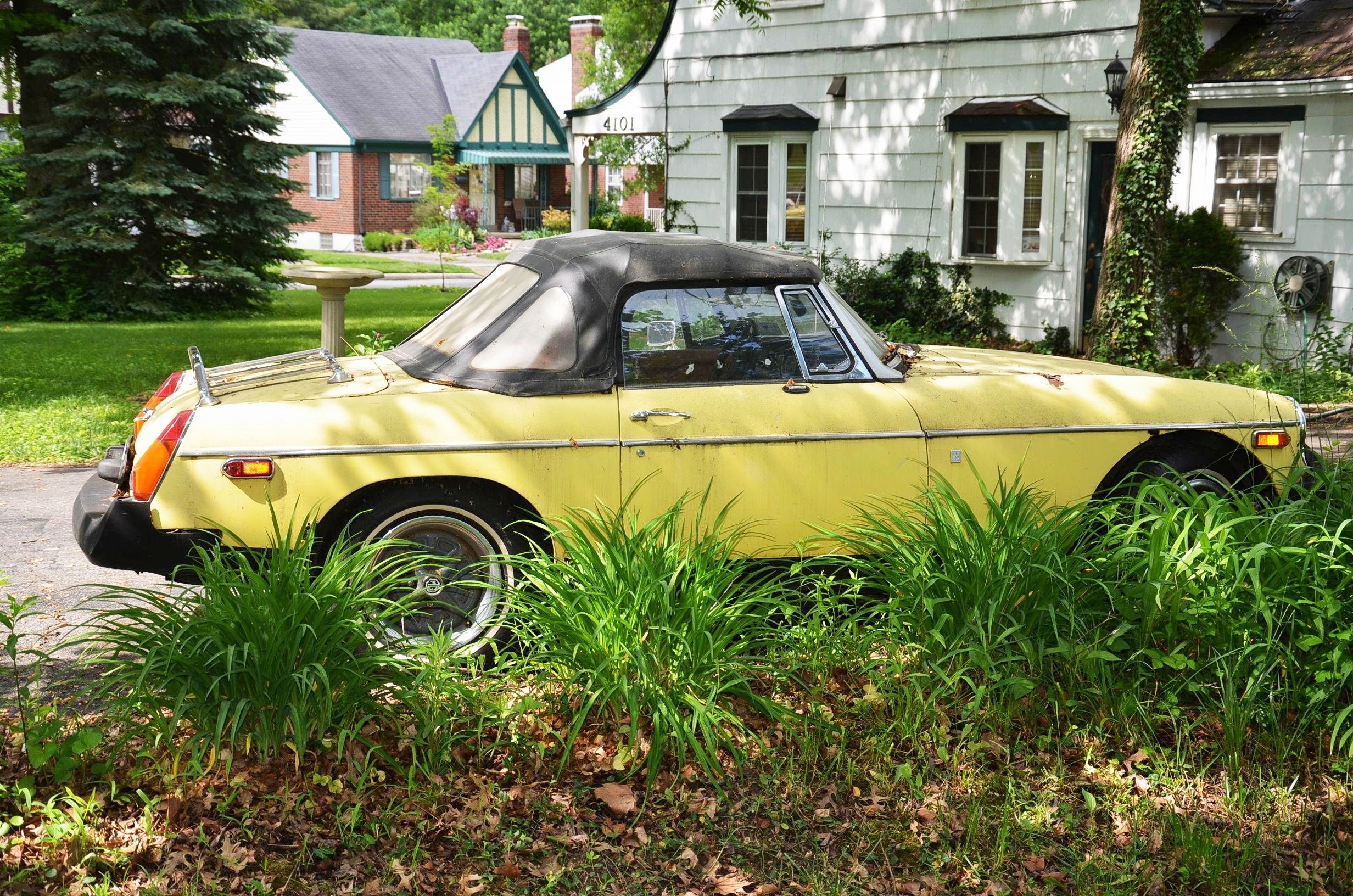 1976 MG Tourer Passenger Car.