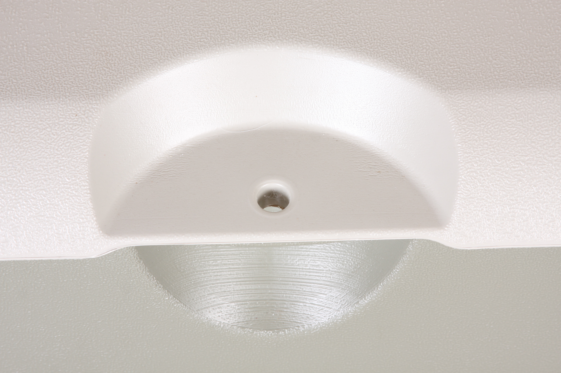 Large Rubbermaid Outdoor Storage Container