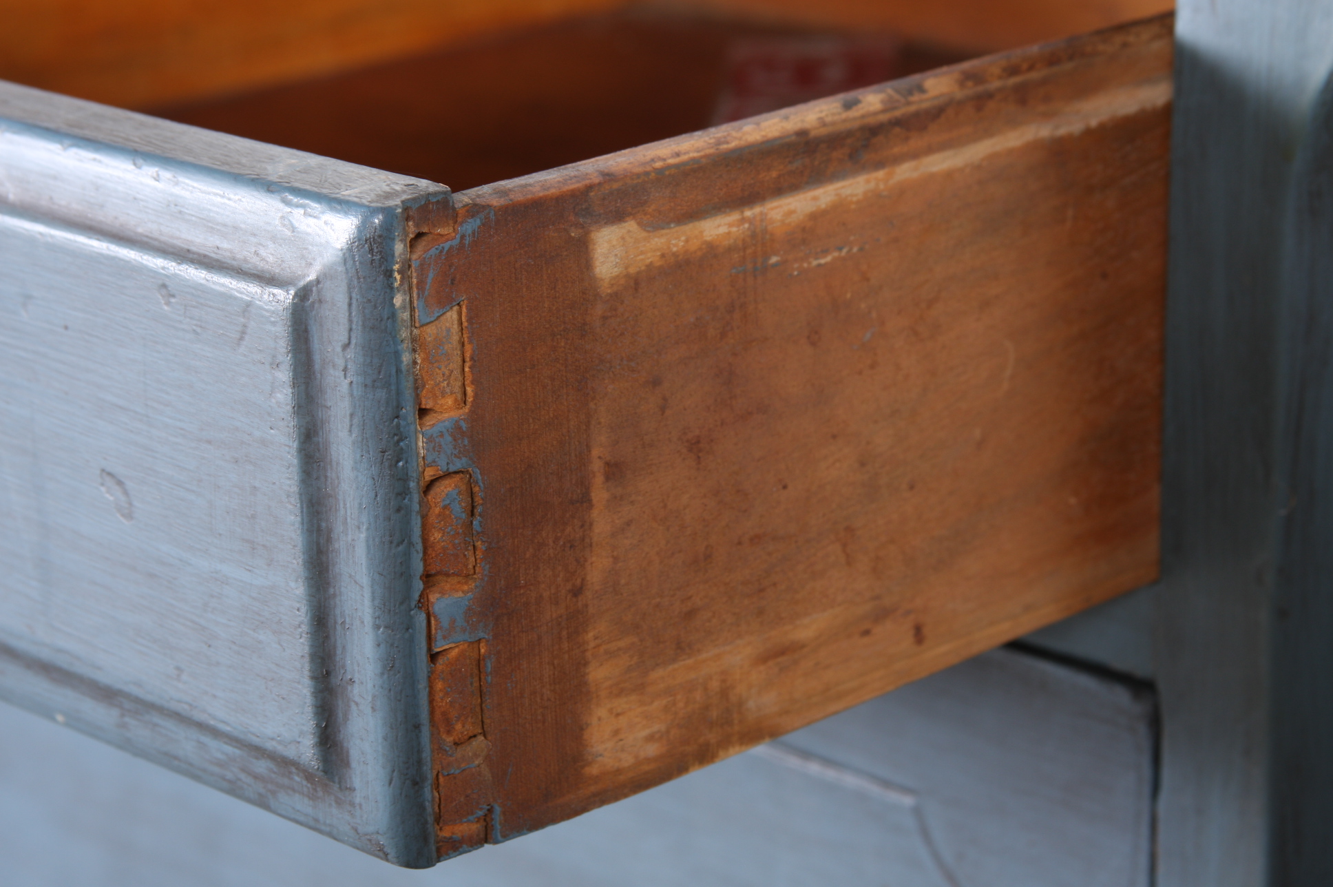 C. 1920's Oak Chest of Drawers