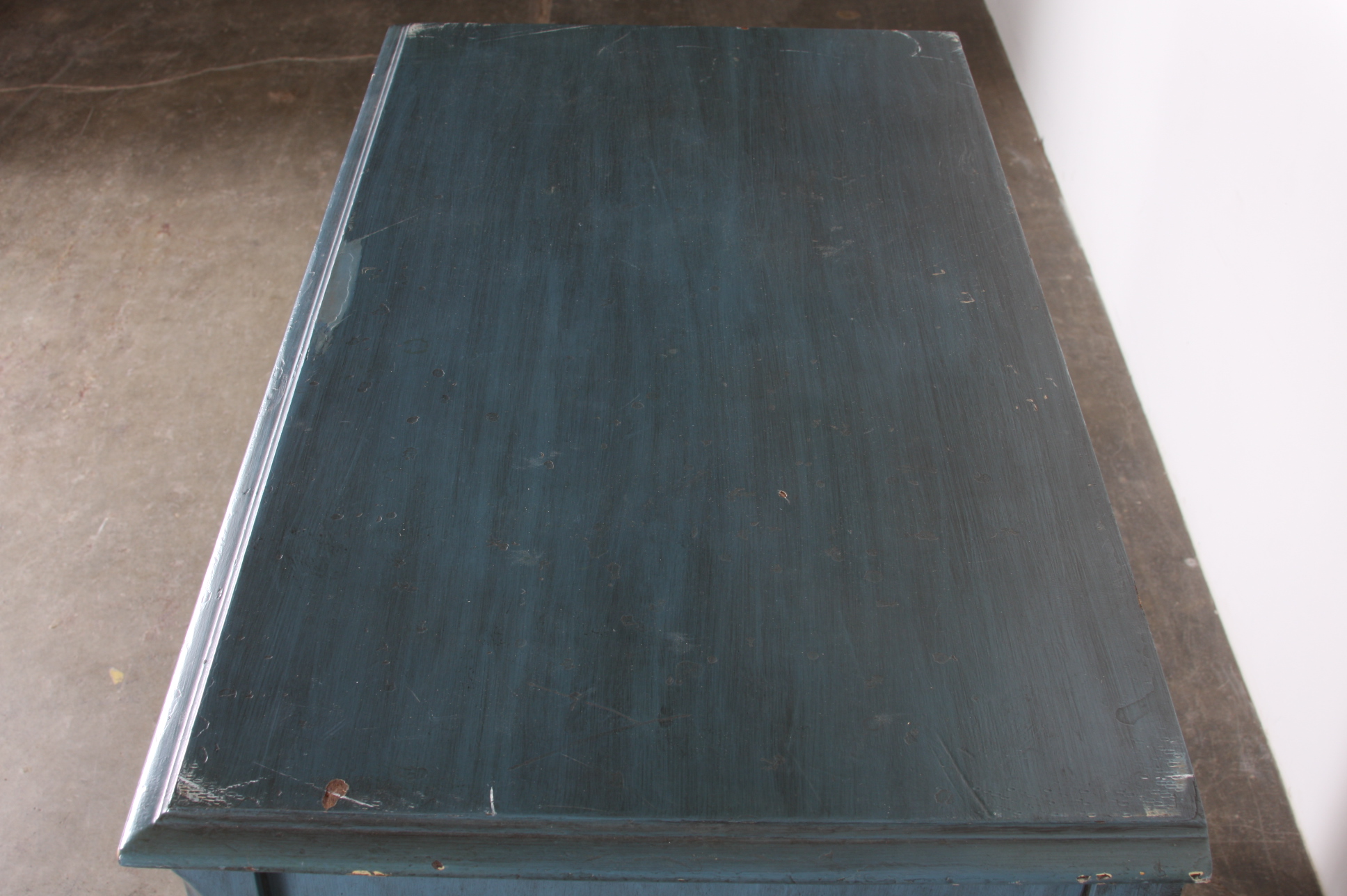 C. 1920's Oak Chest of Drawers